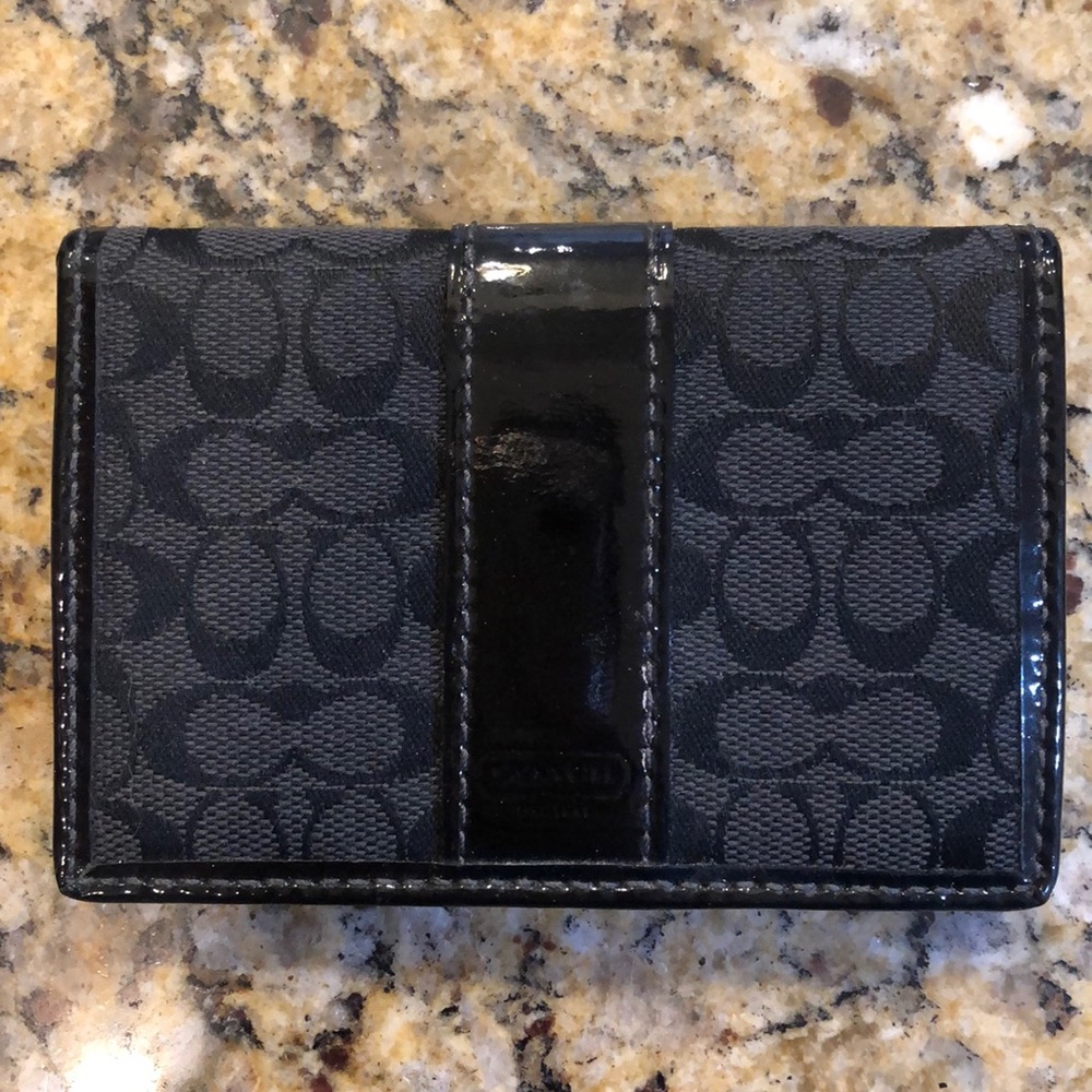 ⭐️SOLD⭐️Coach Folding Wallet